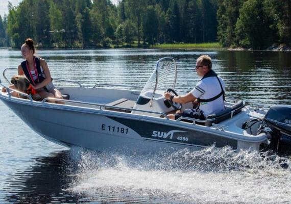 Suvi 4250 Salomarine