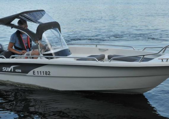 Suvi 4250 Salomarine