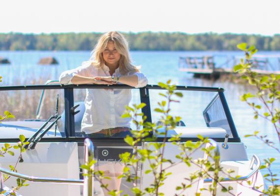 Husky R6 alumiinivene Salomarine