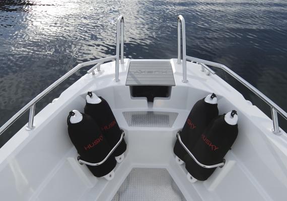 Husky R5 alumiinivene Salomarine