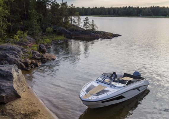 Finnmaster T7 Salomarine