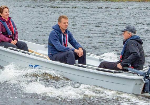 Suvi 450 Sadevesityhjenevä Salomarine